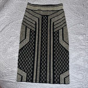Black and gold skirt size xs